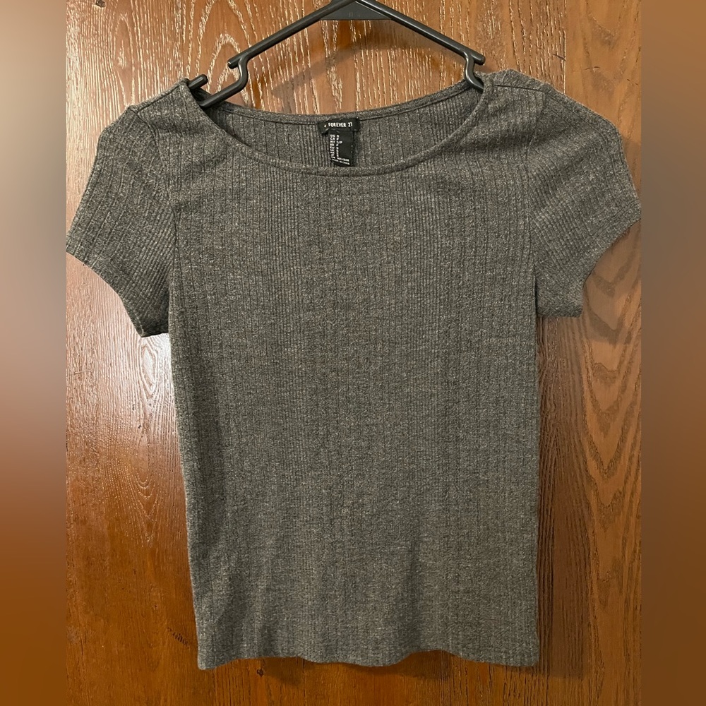 Forever 21 Cable Nit Grey Crop Top Size Small